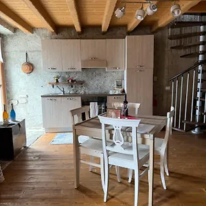 Stone House: Fairytale Flat With Magic View Apartment Bellano