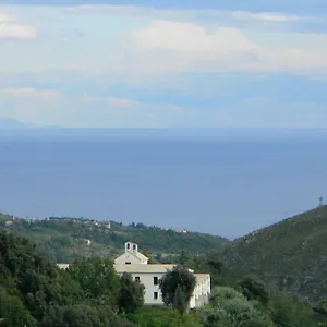 Sea-mountain Apartment Varraze